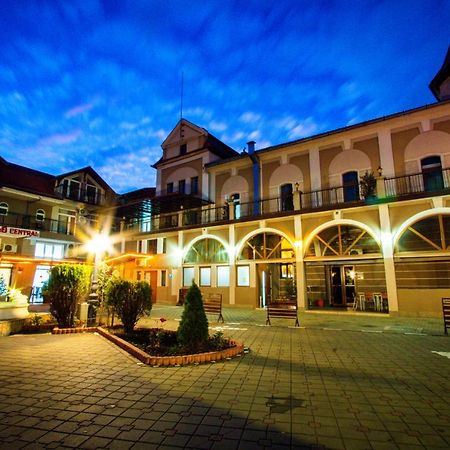 Hotel Apollo Central Sibiu Exterior photo